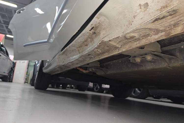 Used Wuling Bingo 2024 203km Light Edition Right Side Sill