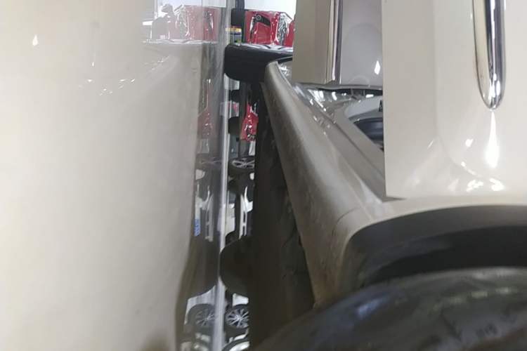 Used Wuling Bingo 2024 333 km Enjoyment Version Right Side Sill