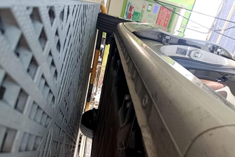 Used Wuling Bingo 2024 333 km Lingxi Connected Version Right Side Sill