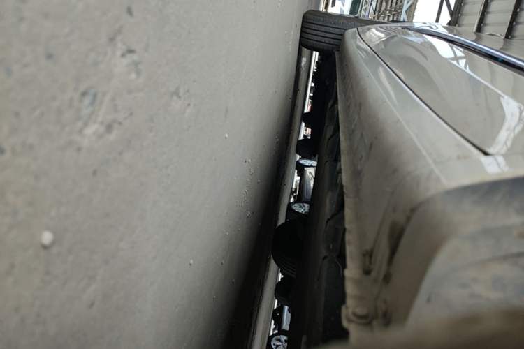 Used Wuling Bingo 2024 333 km Enjoyment Version Right Side Sill