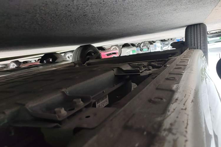 Used Wuling Bingo 2024 203km Light Edition Right Side Sill