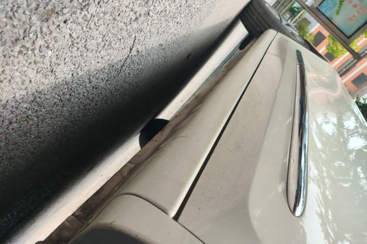 Used Wuling Bingo 2024 333 km Enjoyment Version Right Side Sill
