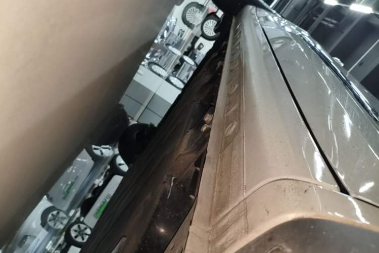 Used Wuling Bingo 2024 333 km Enjoyment Version Right Side Sill