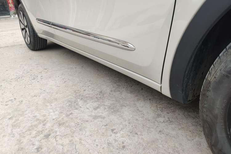 Used Wuling Bingo 2024 333 km Enjoyment Version Right Side Sill