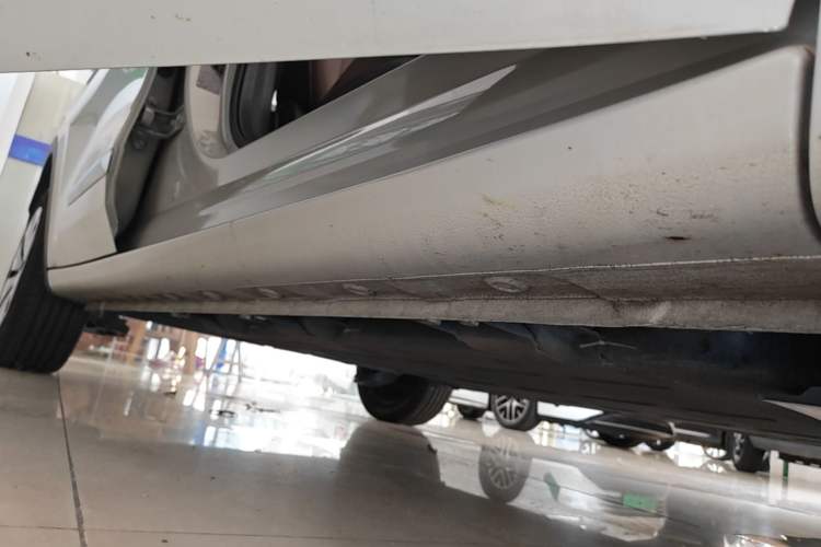 Used Wuling Bingo 2024 333 km Enjoyment Version Right Side Sill