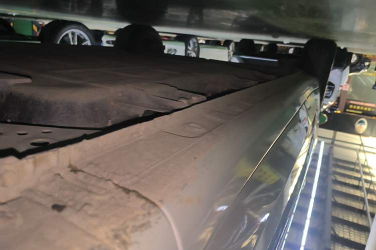 Used Wuling Bingo 2024 333 km Lingxi Connected Version Right Side Sill