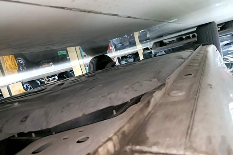 Used Wuling Bingo 2024 333 km Enjoyment Version Right Side Sill