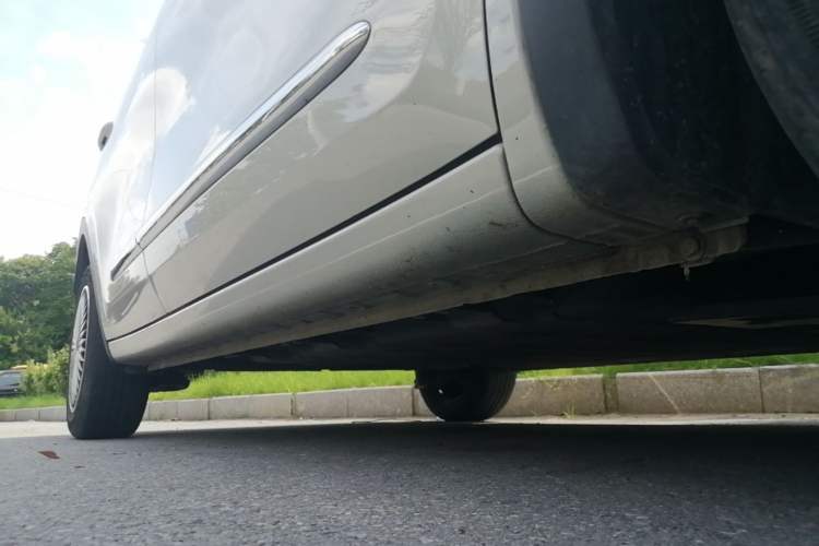 Used Wuling Bingo 2024 333 km Lingxi Connected Version Right Side Sill