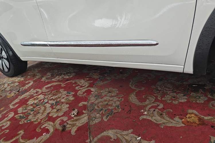 Used Wuling Bingo 2024 333 km Enjoyment Version Right Side Sill