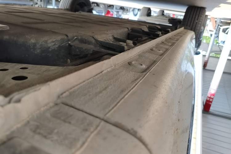Used Wuling Bingo 2024 333 km Enjoyment Version Right Side Sill