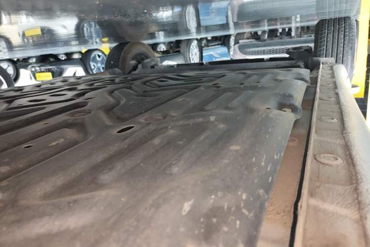 Used Wuling Bingo 2024 333 km Enjoyment Version Right Side Sill