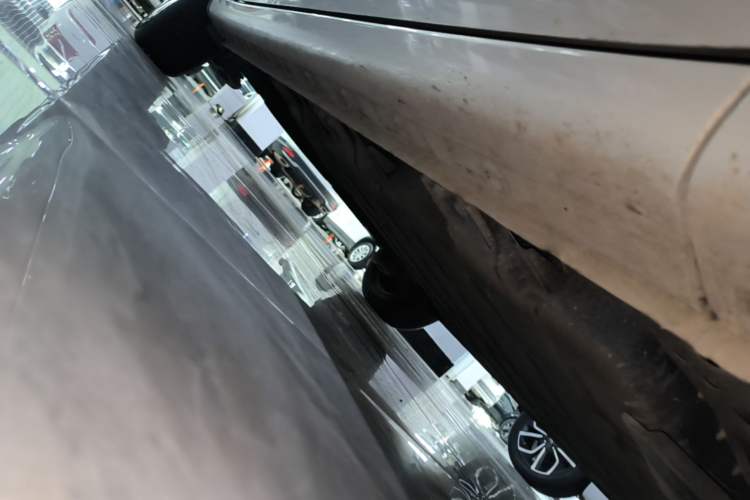Used Wuling Bingo 2024 333 km Enjoyment Version Right Side Sill