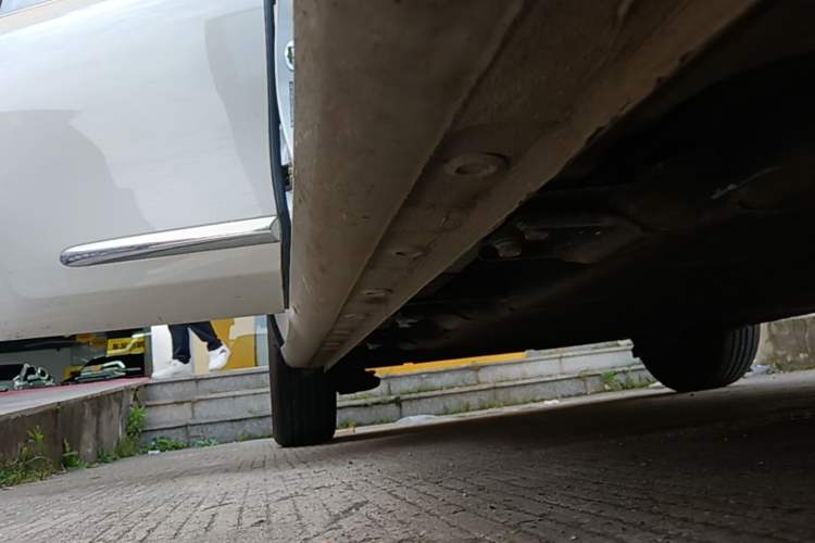Used Wuling Bingo 2024 333 km Enjoyment Version Right Side Sill