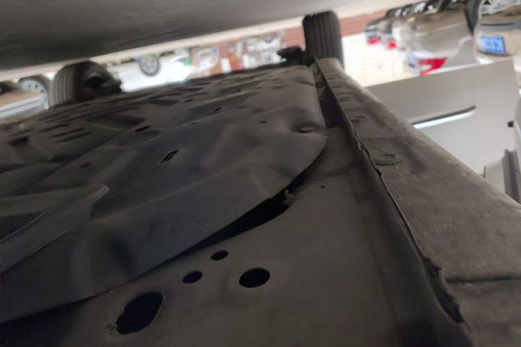 Used Wuling Bingo 2024 333 km Enjoyment Version Right Side Sill