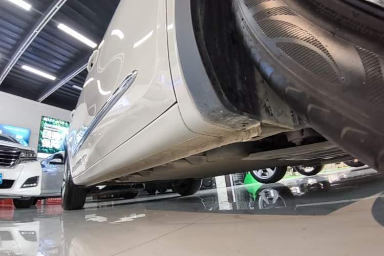 Used Wuling Bingo 2024 333 km Enjoyment Version Right Side Sill