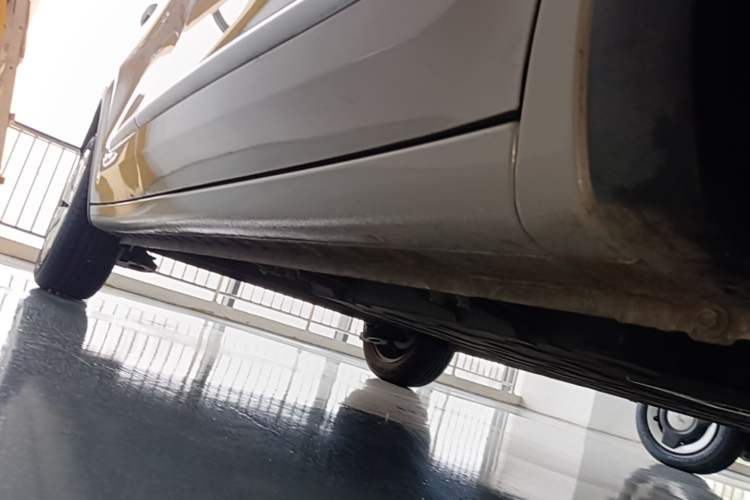 Used Wuling Bingo 2024 203km Light Edition Right Side Sill