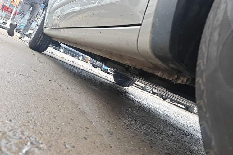 Used Wuling Bingo 2024 203km Light Edition Right Side Sill