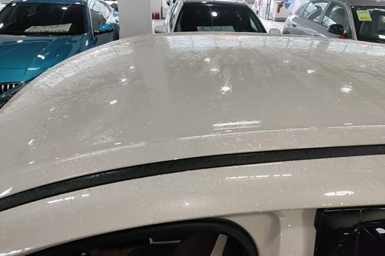 Used Wuling Bingo 2024 333 km Enjoyment Version Roof