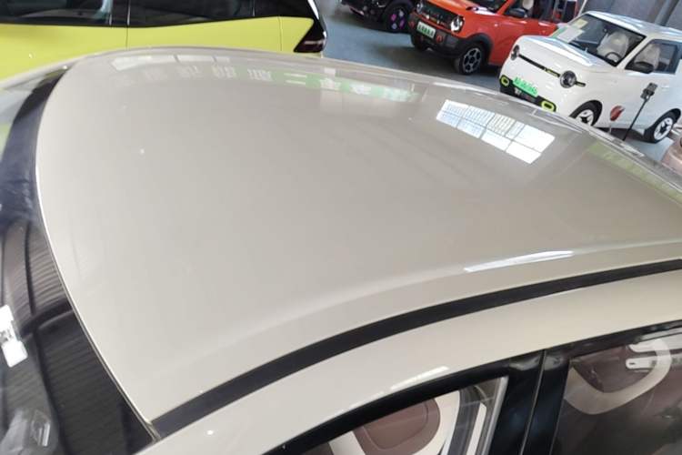 Used Wuling Bingo 2024 333 km Enjoyment Version Roof