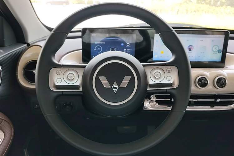 Used Wuling Bingo 2024 333 km Enjoyment Version Steering Wheel