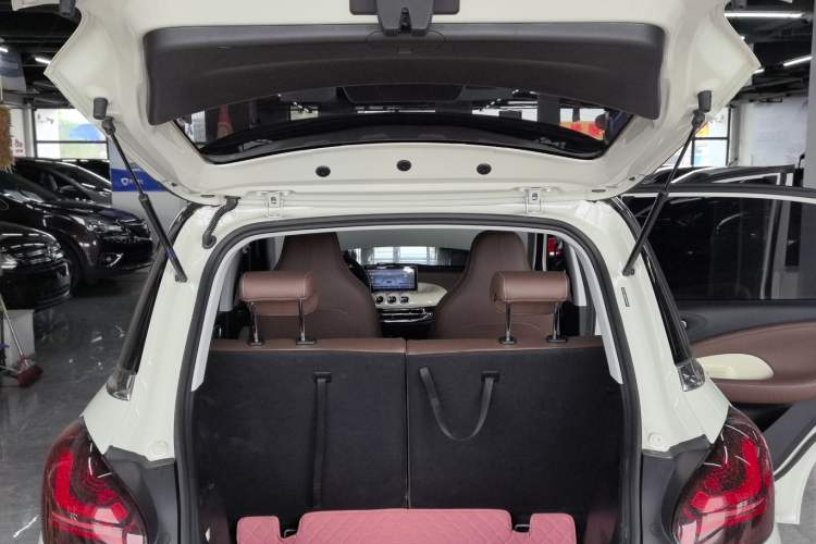 Used Wuling Bingo 2024 333 km Enjoyment Version Trunk