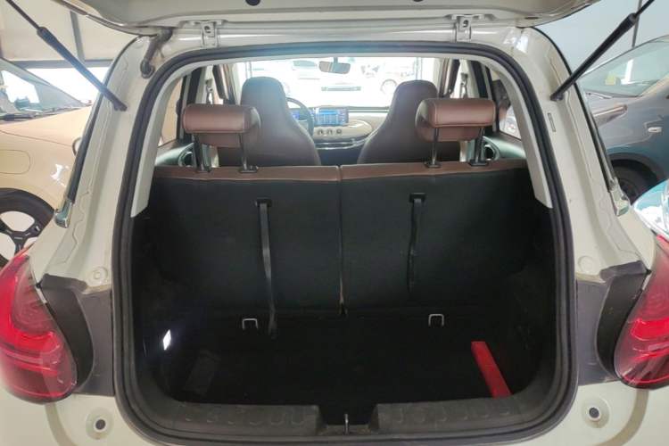 Used Wuling Bingo 2024 333 km Enjoyment Version Trunk