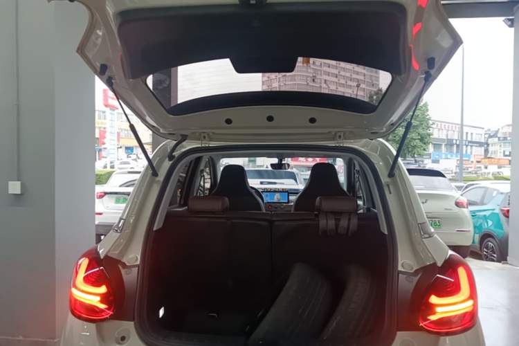 Used Wuling Bingo 2024 333 km Enjoyment Version Trunk