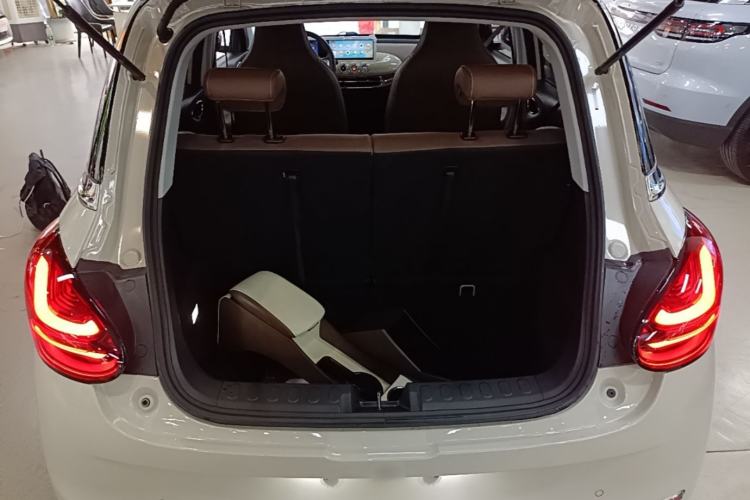 Used Wuling Bingo 2024 333 km Enjoyment Version Trunk