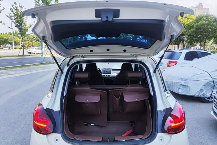 Used Wuling Bingo 2024 333 km Enjoyment Version Trunk