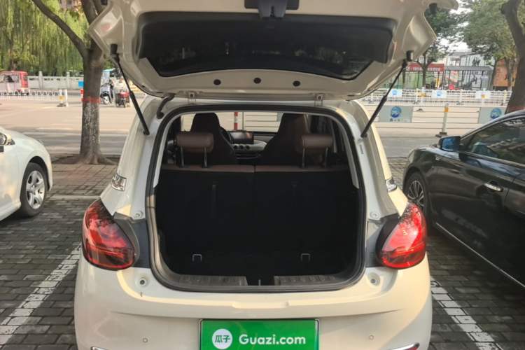 Used Wuling Bingo 2024 333 km Enjoyment Version Trunk
