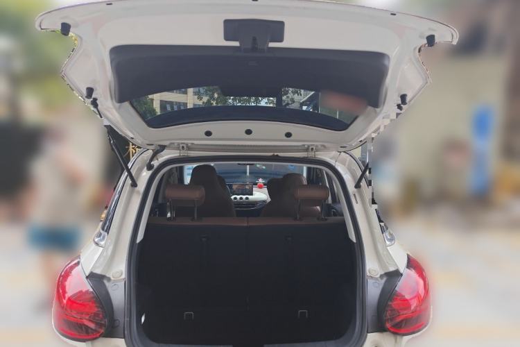 Used Wuling Bingo 2024 333 km Enjoyment Version Trunk