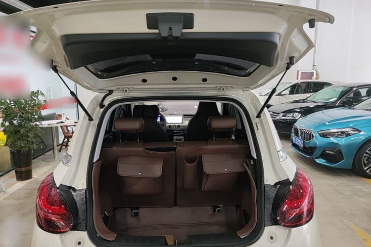 Used Wuling Bingo 2024 333 km Enjoyment Version Trunk