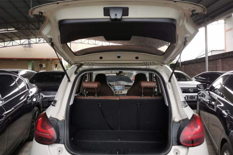 Used Wuling Bingo 2024 333 km Enjoyment Version Trunk