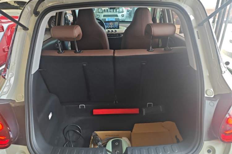Used Wuling Bingo 2024 333 km Enjoyment Version Trunk