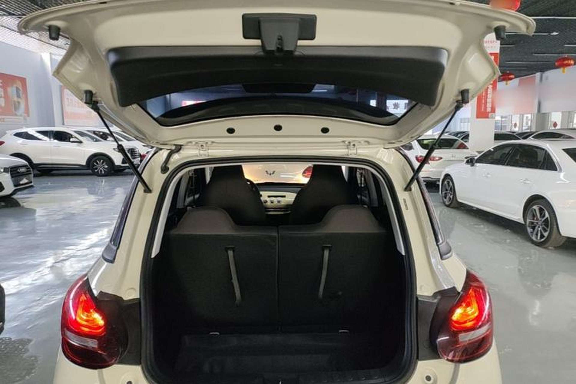 Used Wuling Bingo 2024 203km Light Edition Trunk