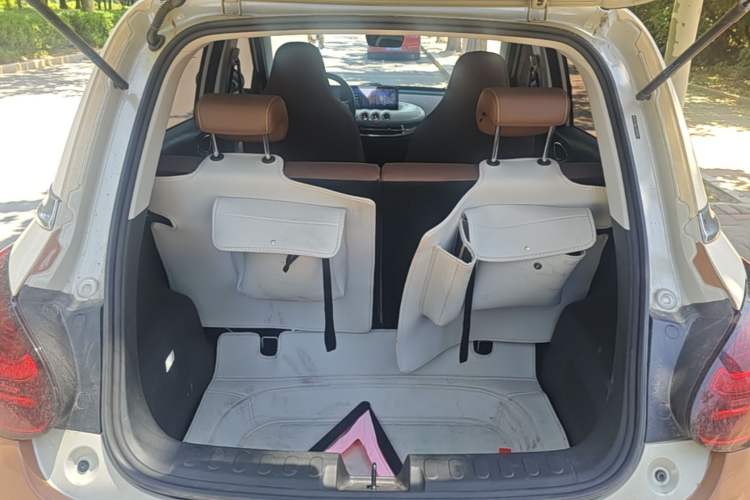 Used Wuling Bingo 2024 333 km Enjoyment Version Trunk