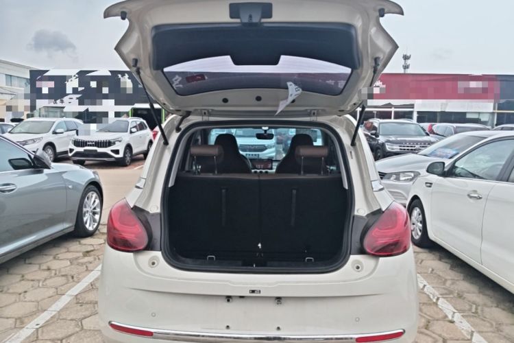 Used Wuling Bingo 2024 333 km Enjoyment Version Trunk