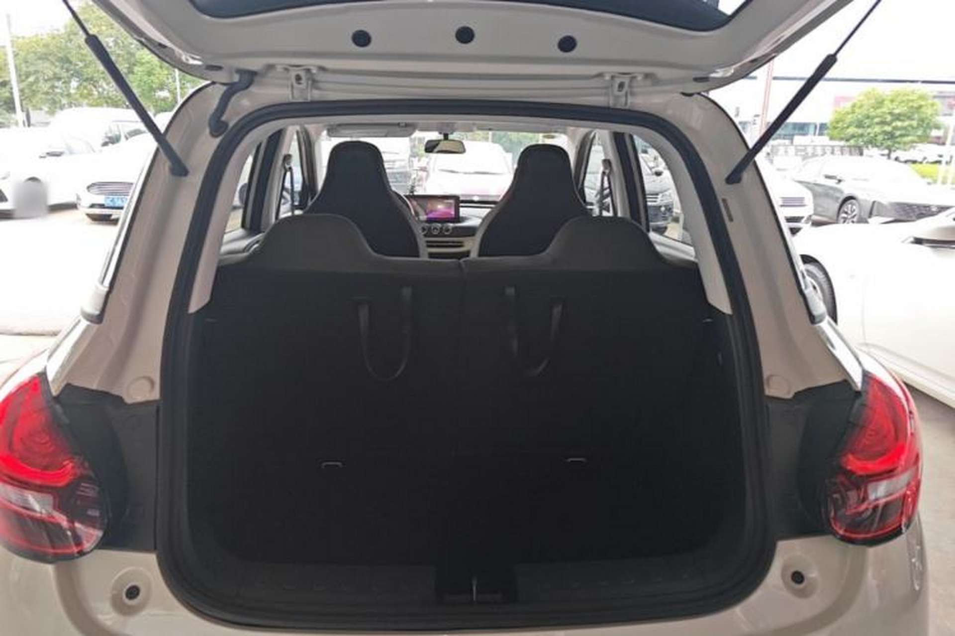 Used Wuling Bingo 2024 203km Light Edition Trunk