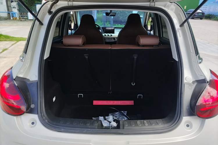 Used Wuling Bingo 2024 333 km Enjoyment Version Trunk