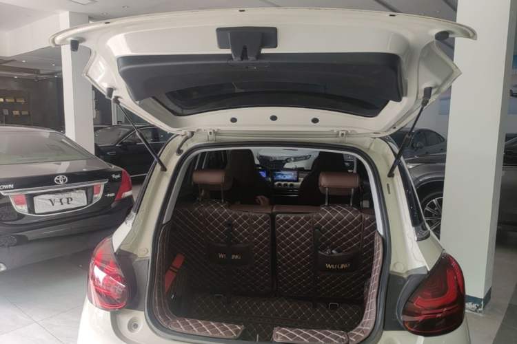 Used Wuling Bingo 2024 333 km Enjoyment Version Trunk