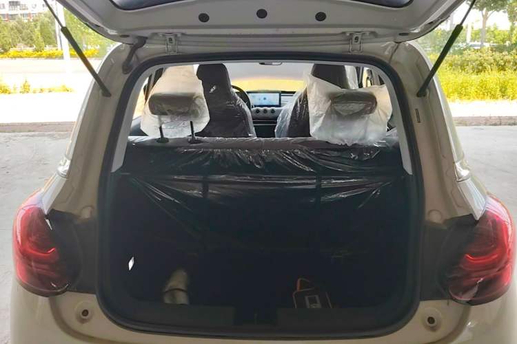 Used Wuling Bingo 2024 333 km Enjoyment Version Trunk