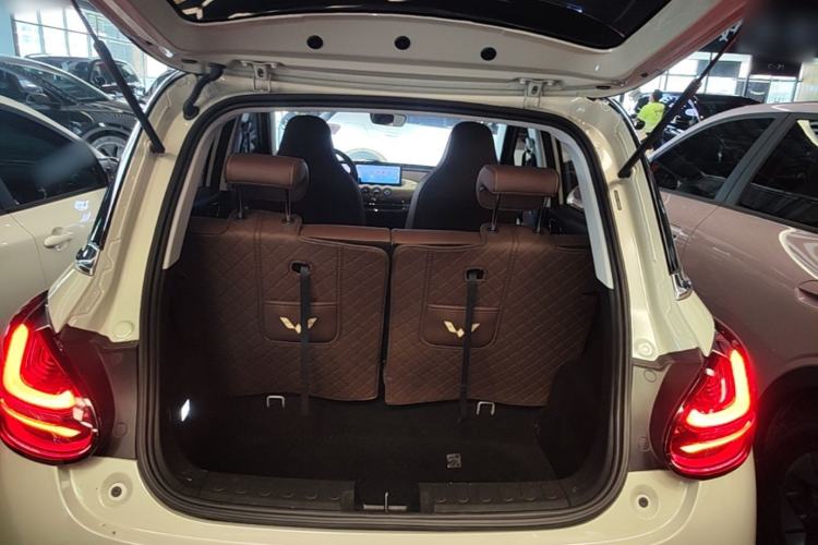 Used Wuling Bingo 2024 410 km Lingxi Deluxe Edition Trunk