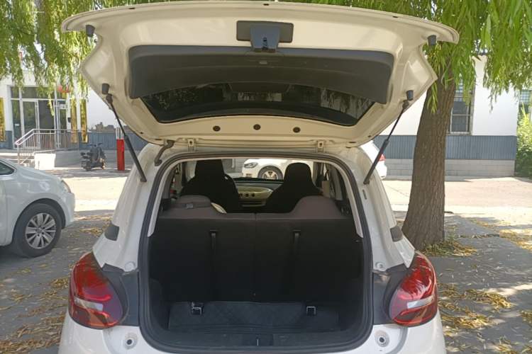 Used Wuling Bingo 2024 203km Light Edition Trunk