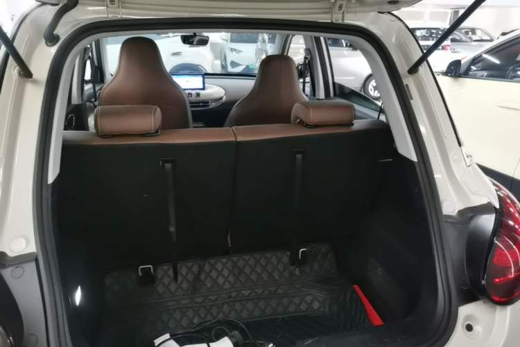 Used Wuling Bingo 2024 333 km Enjoyment Version Trunk