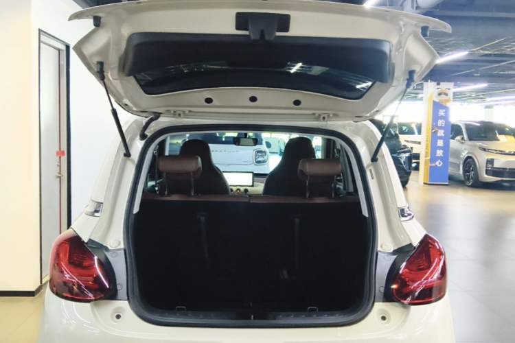 Used Wuling Bingo 2024 333 km Enjoyment Version Trunk