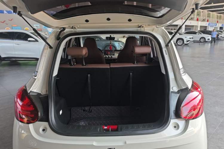 Used Wuling Bingo 2024 333 km Enjoyment Version Trunk