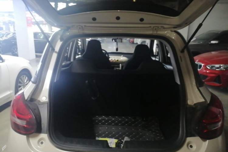 Used Wuling Bingo 2024 203km Light Edition Trunk