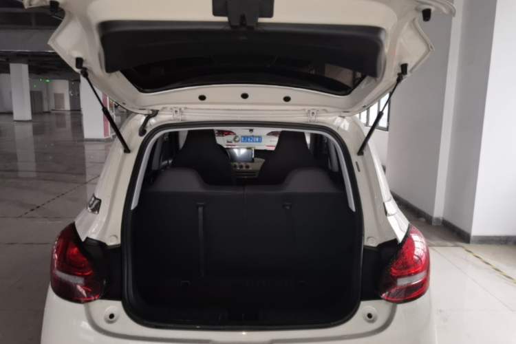 Used Wuling Bingo 2024 203km Light Edition Trunk