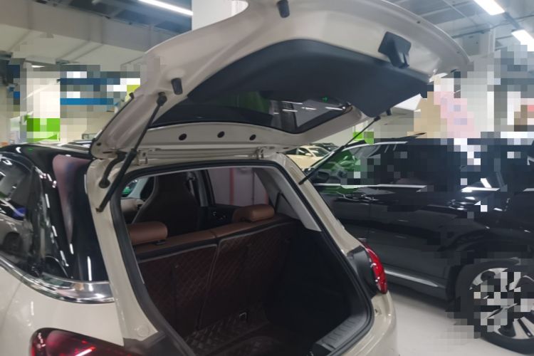 Used Wuling Bingo 2024 333 km Enjoyment Version Trunk
