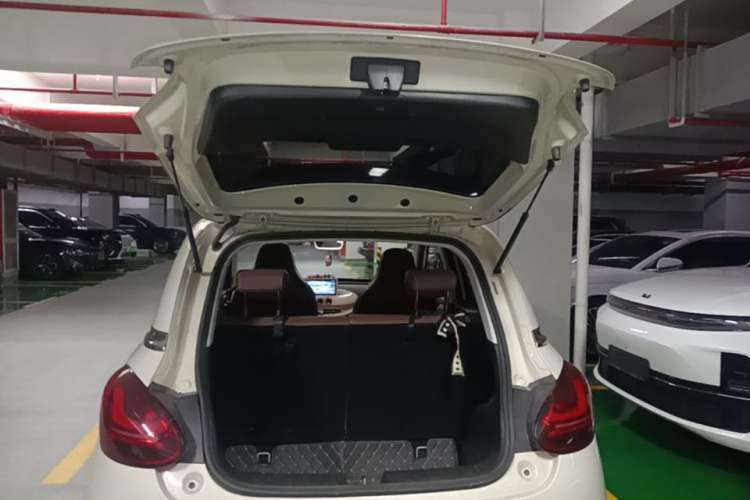Used Wuling Bingo 2024 333 km Enjoyment Version Trunk